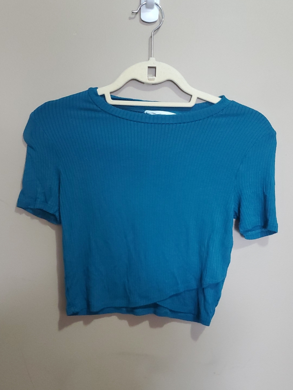 Bluenotes Teal Ribbed Crewneck Crop Top Size Medium